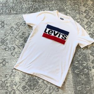 Levi’s T Shirt